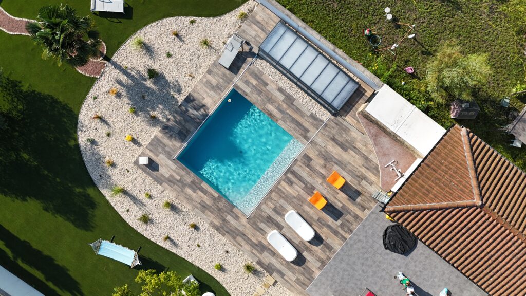 Service-3-min default